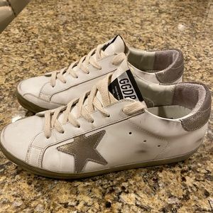 Gently used Golden Goose sneakers size 40 ( US 9) Made in Italy/ dust bags incl